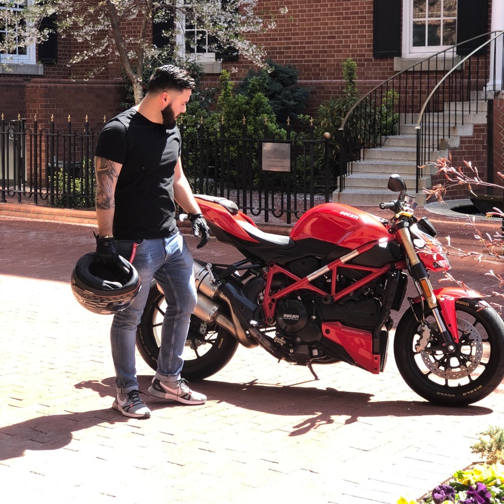 Meet your Posher, Roger